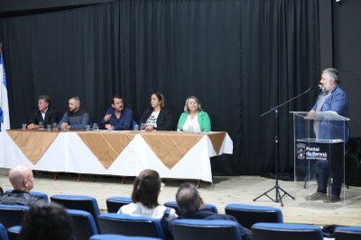 Vereador Marcelo da Saúde e demais autoridades.